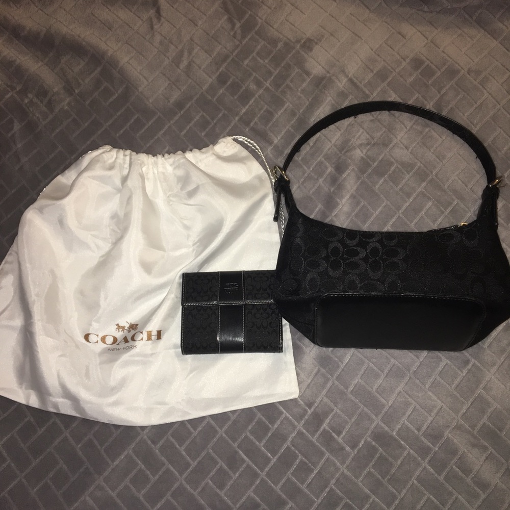 Coach purse and wallet